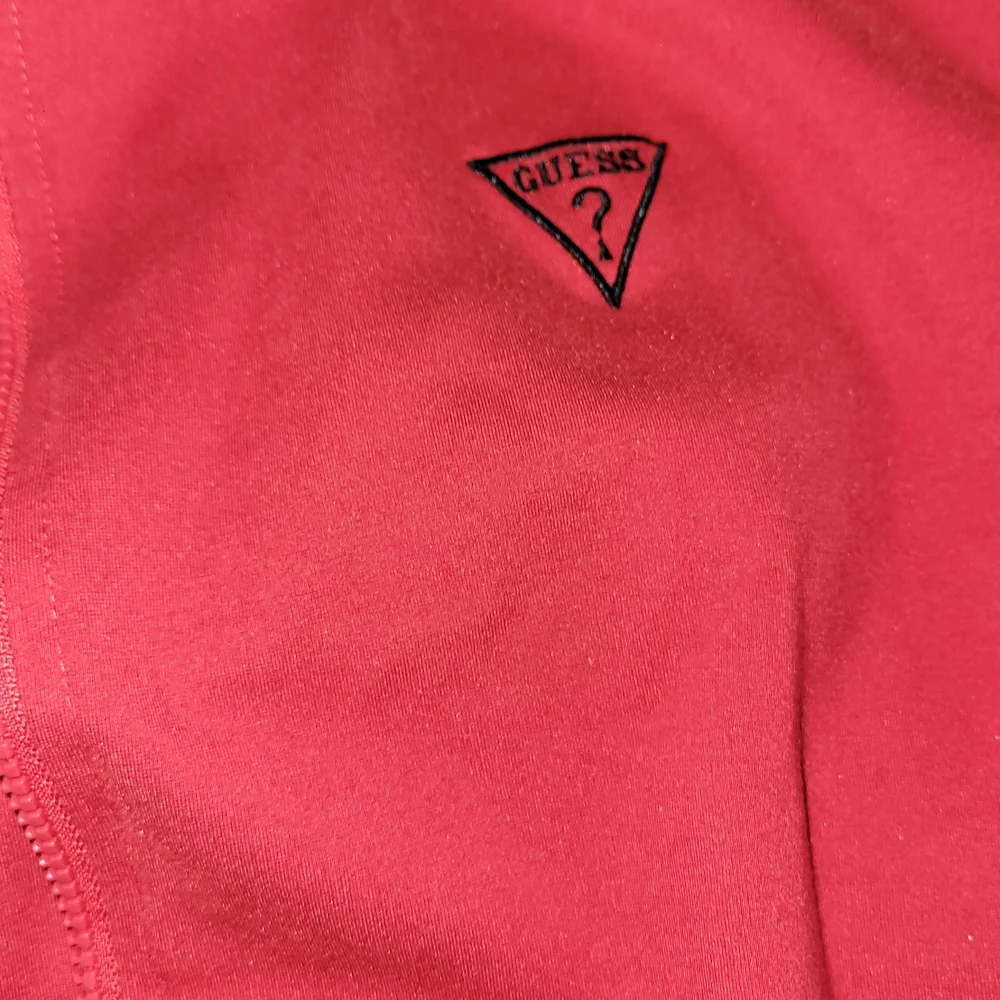 Guess Cherry Red Logo Jacket MENS XL A Few Stains On Back Arms View Pics - Picture 2 of 7
